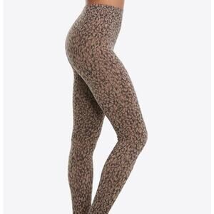 Spanx Look At Me Now Seamless HighRise Legging Mini Leopard Print Sz L